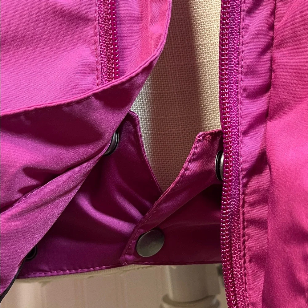 Betty Rides Women's Pink Hooded Snowboarding Jacket - Picture 8 of 16